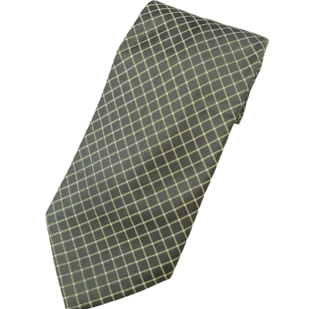 Silk Tie w/Garment Guard Green Diamonds Handmade by Claiborne